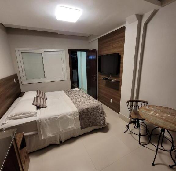 سوییت, Pousada Villa Guimaraes