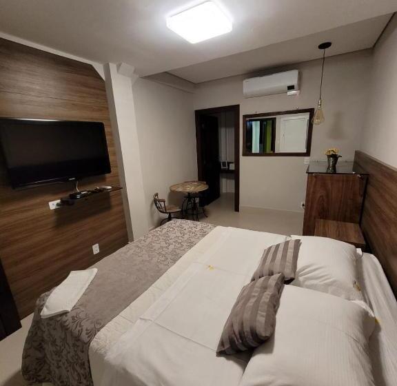 سوییت, Pousada Villa Guimaraes