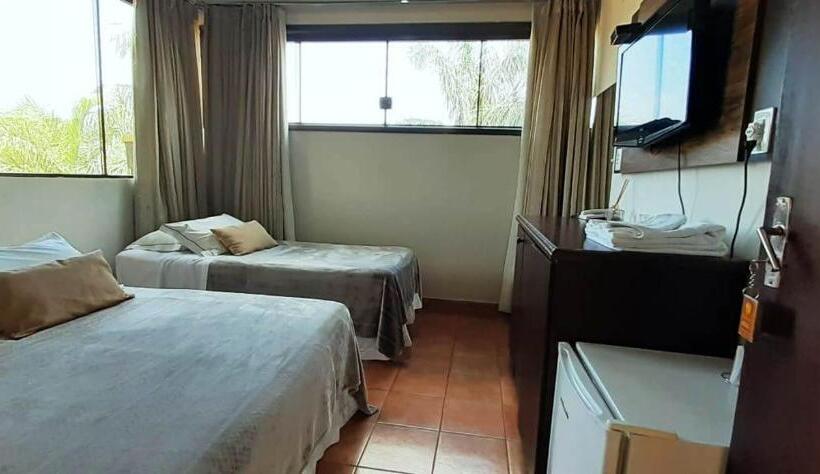 اتاق استاندارد با سرویس بهداشتی مشترک, Pousada Villa Guimaraes