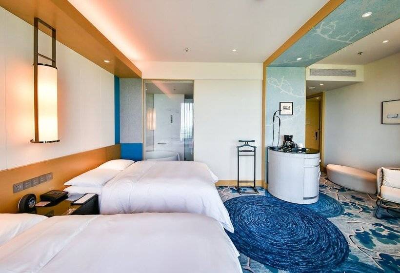 带2个双人床的标准工作室, Renaissance Suzhou Taihu Lake