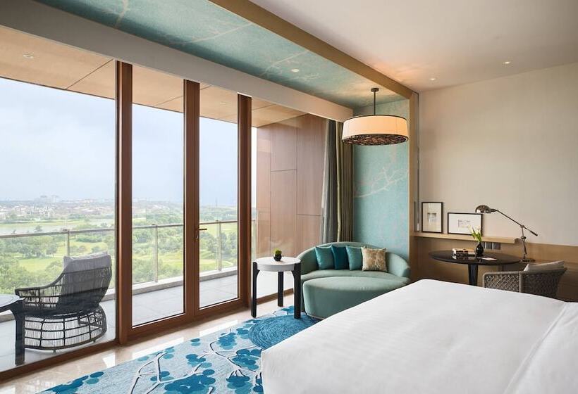 Люкс Вид на Горы, Renaissance Suzhou Taihu Lake