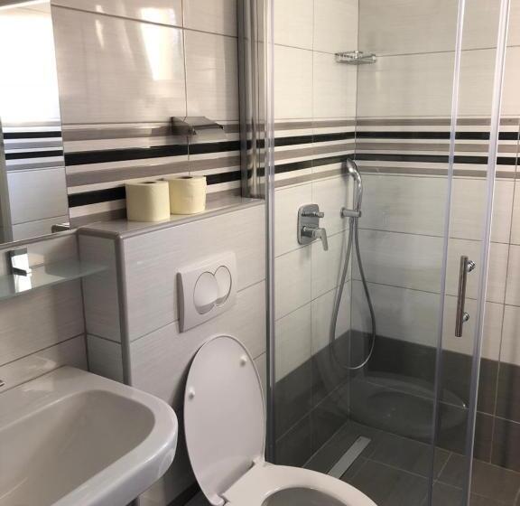 آپارتمان 1 خوابه با چشمانداز دریا, Apartmans And Rooms Slavica