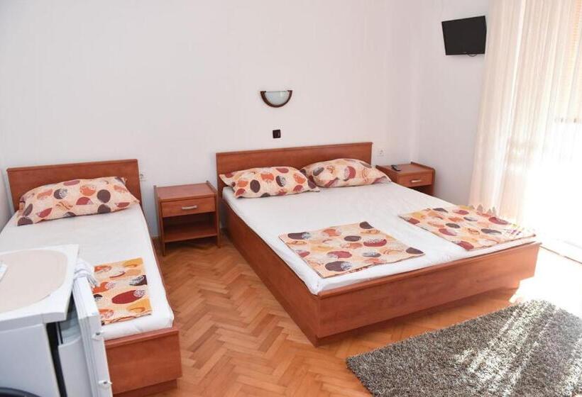اتاق استاندارد با چشمانداز دریا, Apartmans And Rooms Slavica
