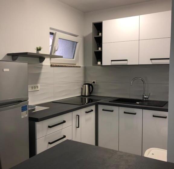 آپارتمان 1 خوابه همکف, Apartmans And Rooms Slavica