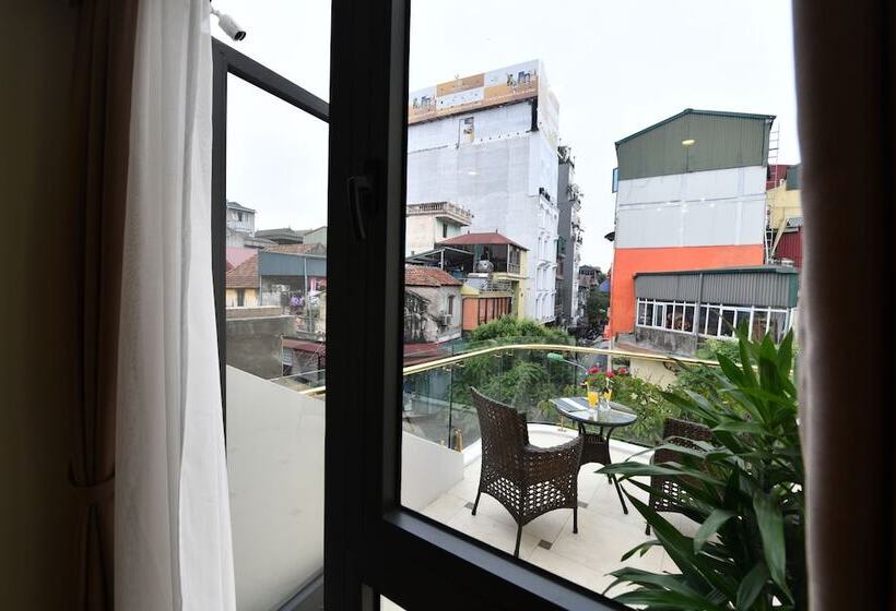 سوییت جونیور با بالکن, Bella Rosa Trendy Hotel & Spa