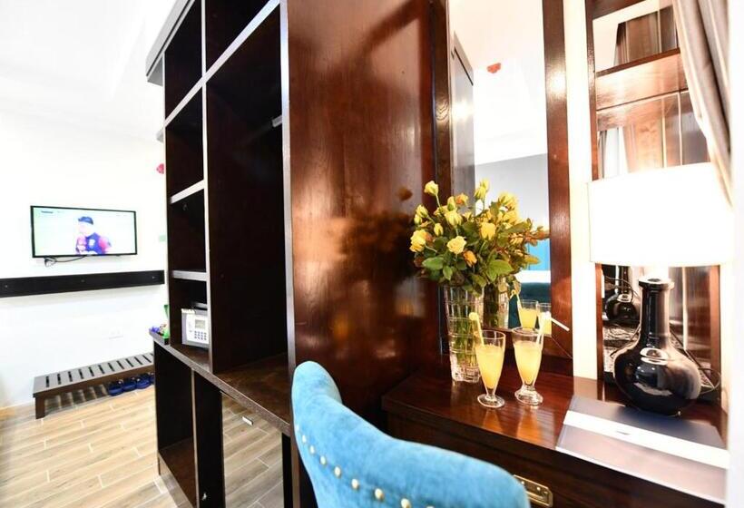 سوییت جونیور با بالکن, Bella Rosa Trendy Hotel & Spa