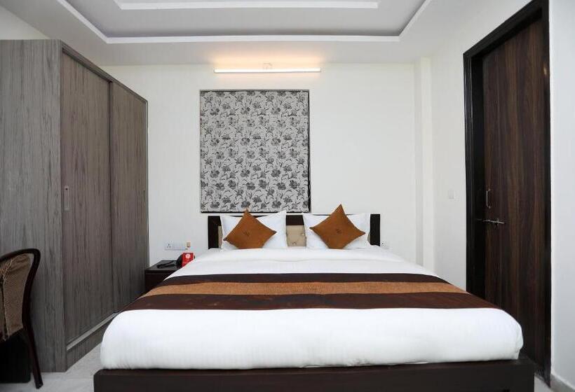 三人经典房间, Super Tipsyy Inn 015