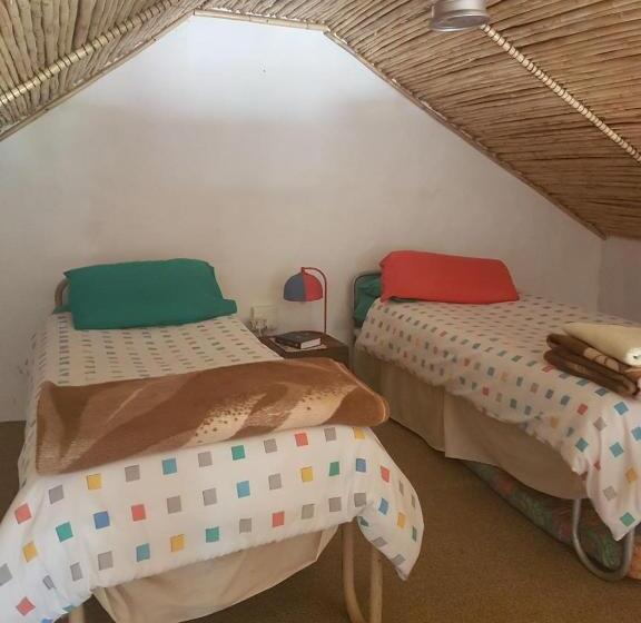 בית, 3 חדרי שינה, Trackers Inn