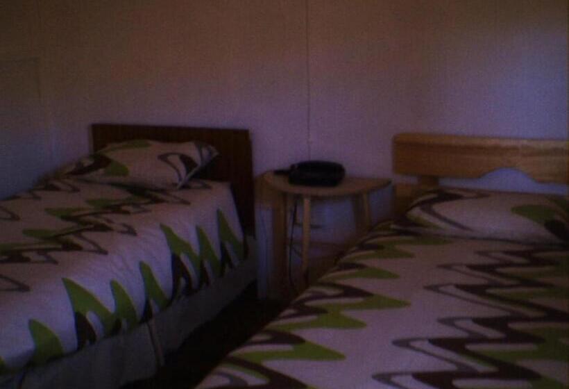 בית, 3 חדרי שינה, Trackers Inn