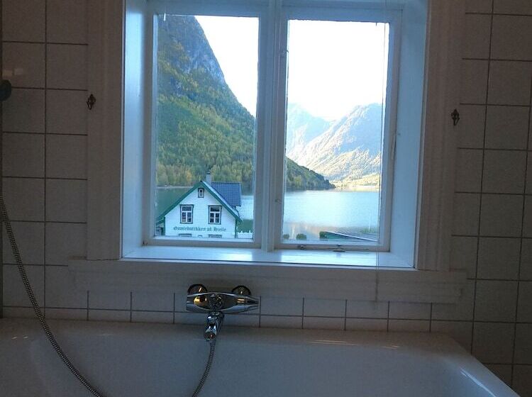 اتاق استاندارد با تخت دوبل, Hjelle