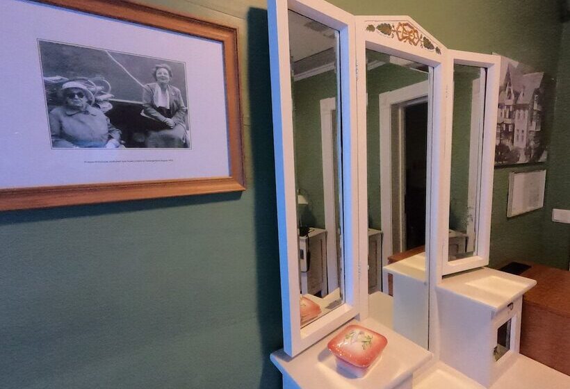 اتاق استاندارد با تخت دوبل, Hjelle