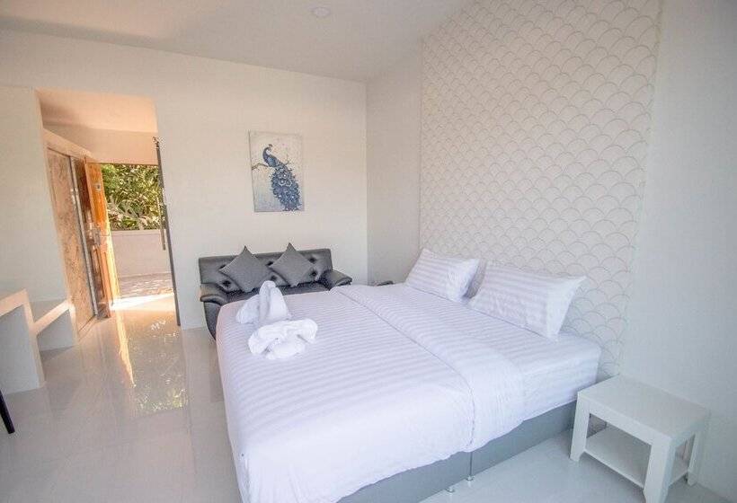 اتاق سوپریور, Baan Yamoo Ranong