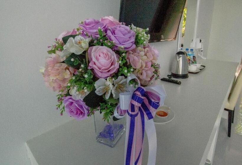 اتاق سوپریور, Baan Yamoo Ranong