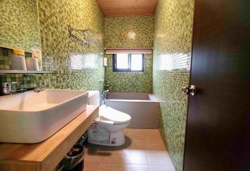 اتاق لوکس, Field Trail Homestay