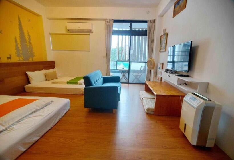 اتاق استاندارد چهار تخته, Field Trail Homestay