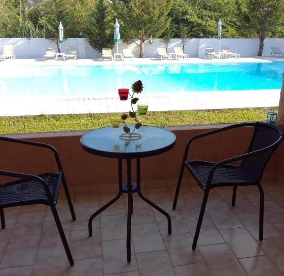 标准工作室, Sausan