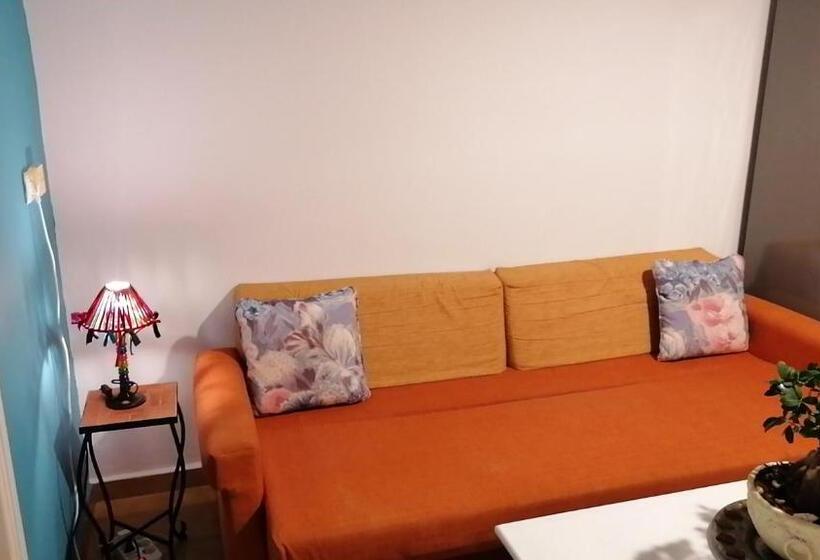 带2个卧室的公寓, Sausan