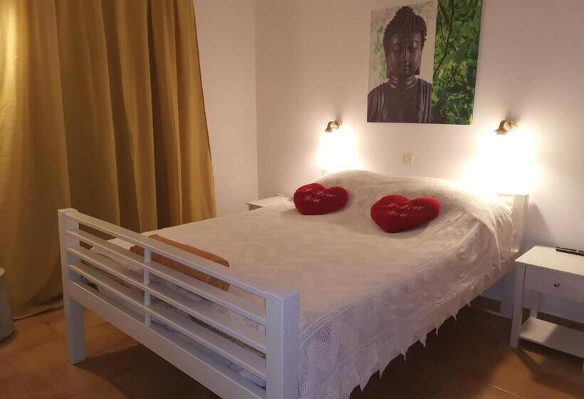 带2个卧室的公寓, Sausan