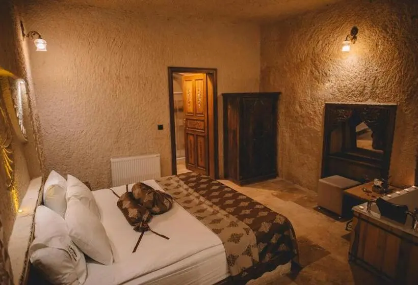 Standard-huone Poreallas, çavuşin Cave House Cappadocia
