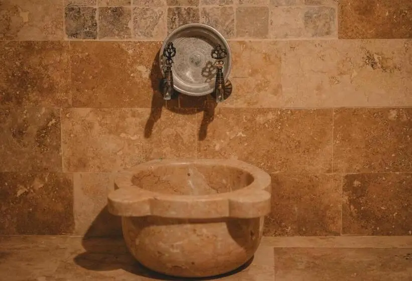 Standard-huone Poreallas, çavuşin Cave House Cappadocia