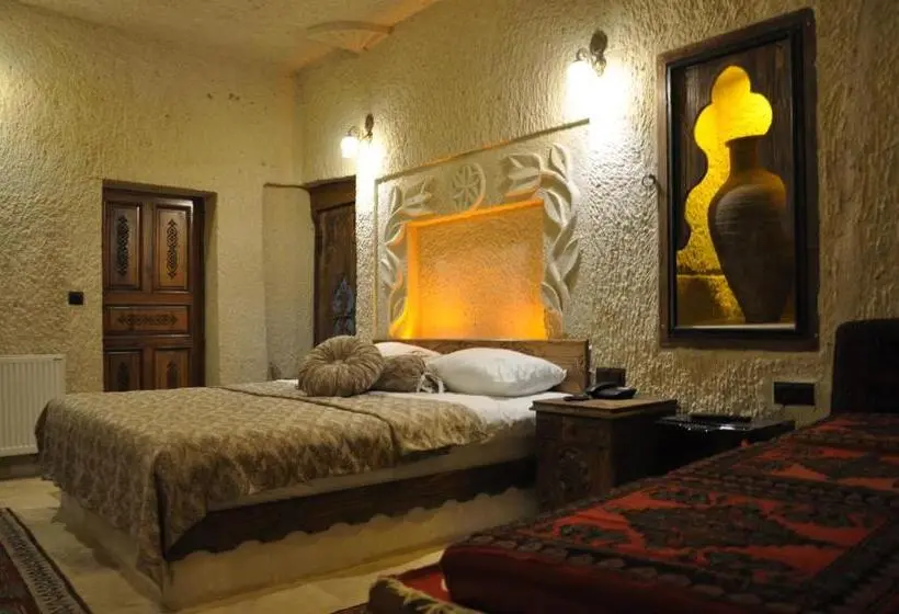 Standard Kolmen Hengen Huone, çavuşin Cave House Cappadocia