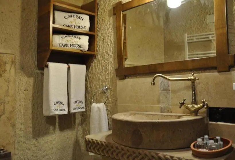 Standard Kolmen Hengen Huone, çavuşin Cave House Cappadocia