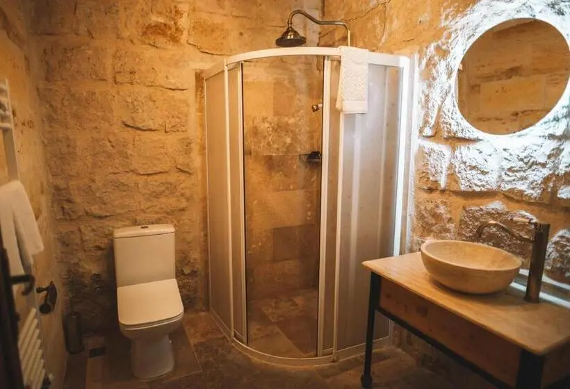 Superior-huone King-vuode, çavuşin Cave House Cappadocia