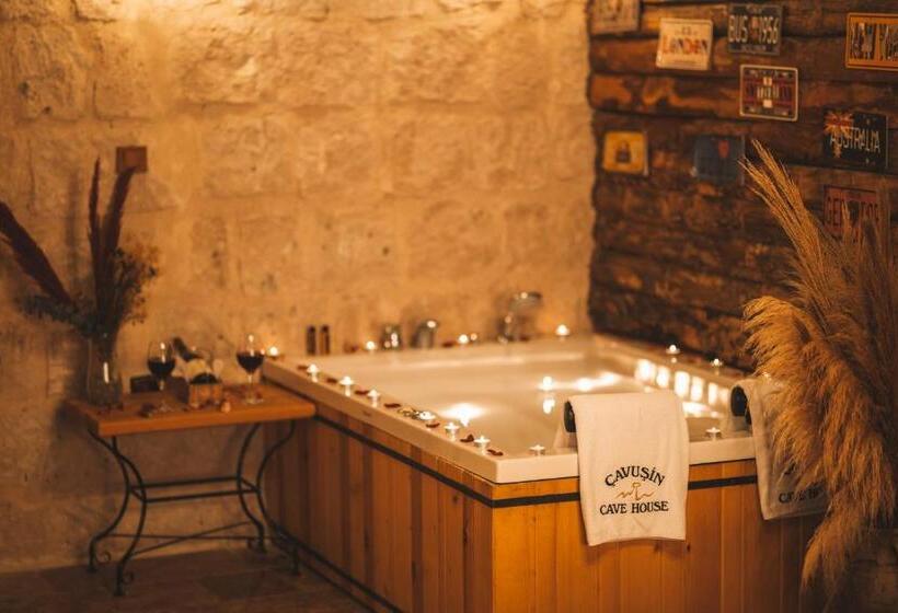 Номер Superior Кровать Кинг, çavuşin Cave House Cappadocia