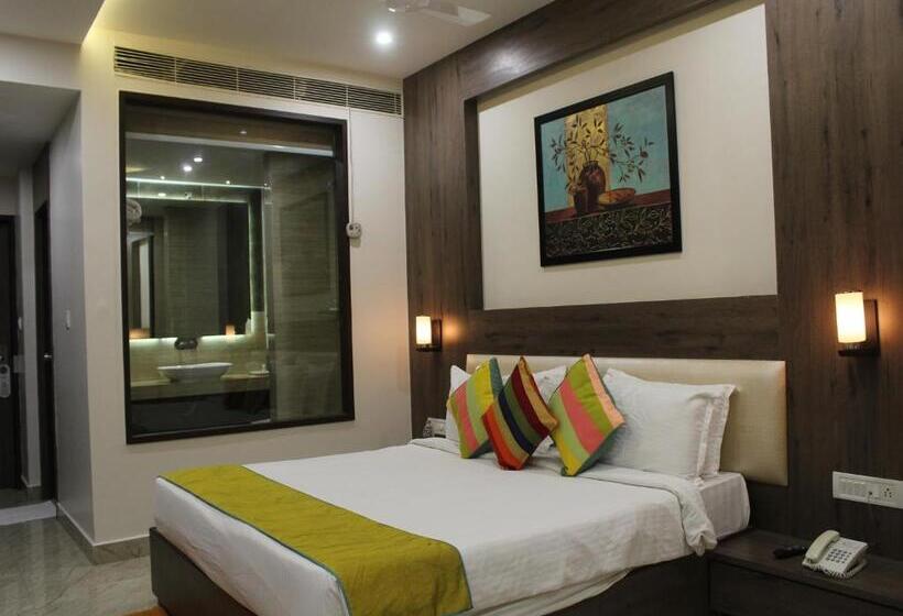 Номер Deluxe Кровать Кинг, Seven Sky Clarks Exotica