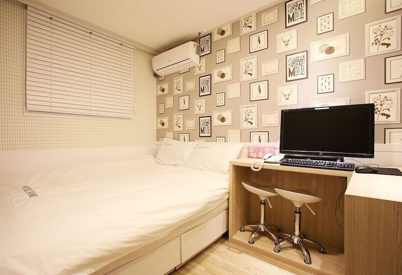 スタンダードルーム, Shine