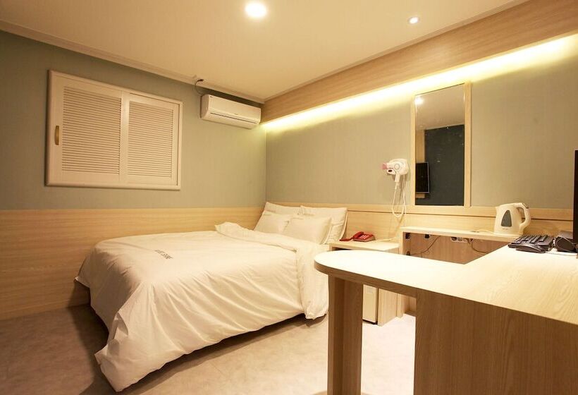 デラックスルーム, Shine