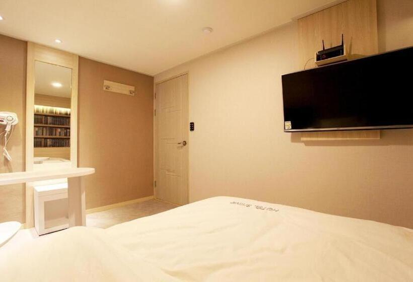 デラックスルーム, Shine