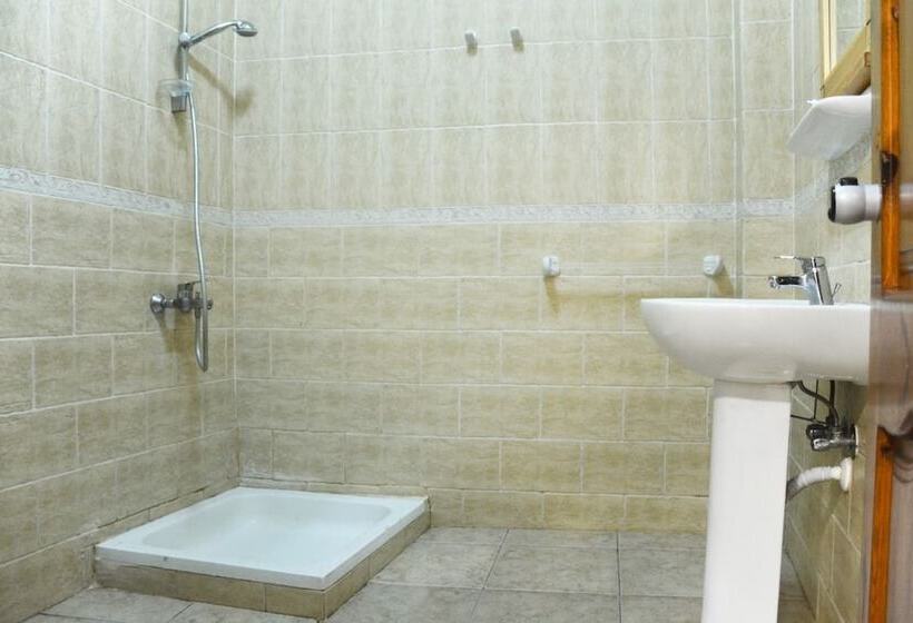 اتاق سوپریور سه تخته, Jimmy Hotel Dahab