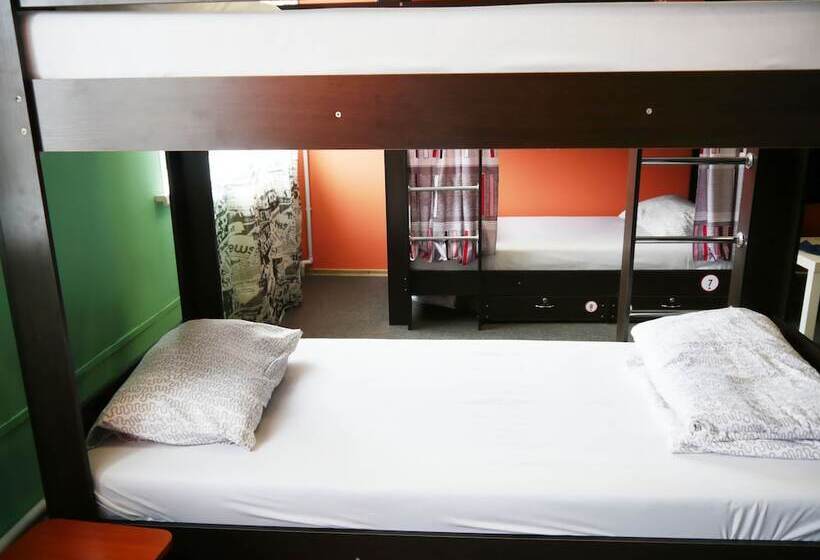 共用房间的床, Like Hostel Lipetsk