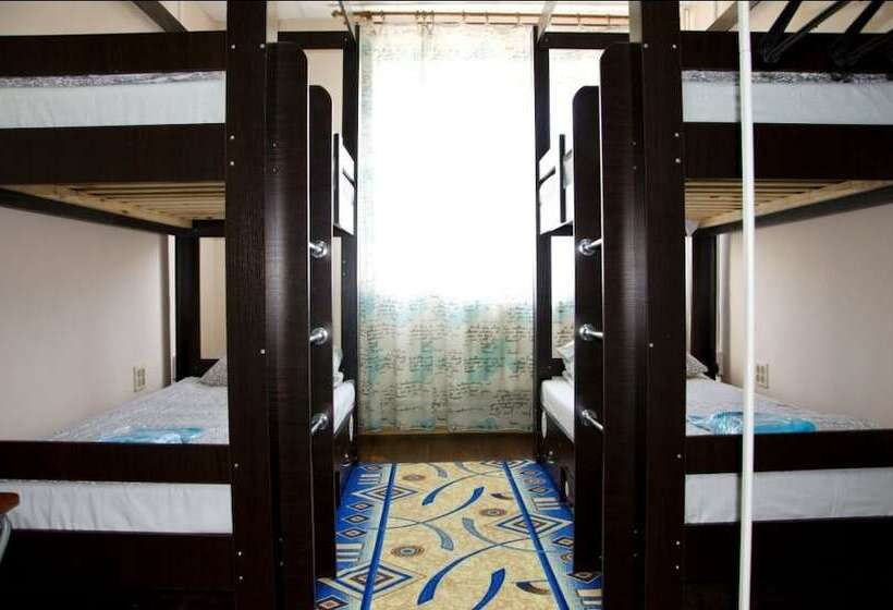 共用房间的床, Like Hostel Lipetsk