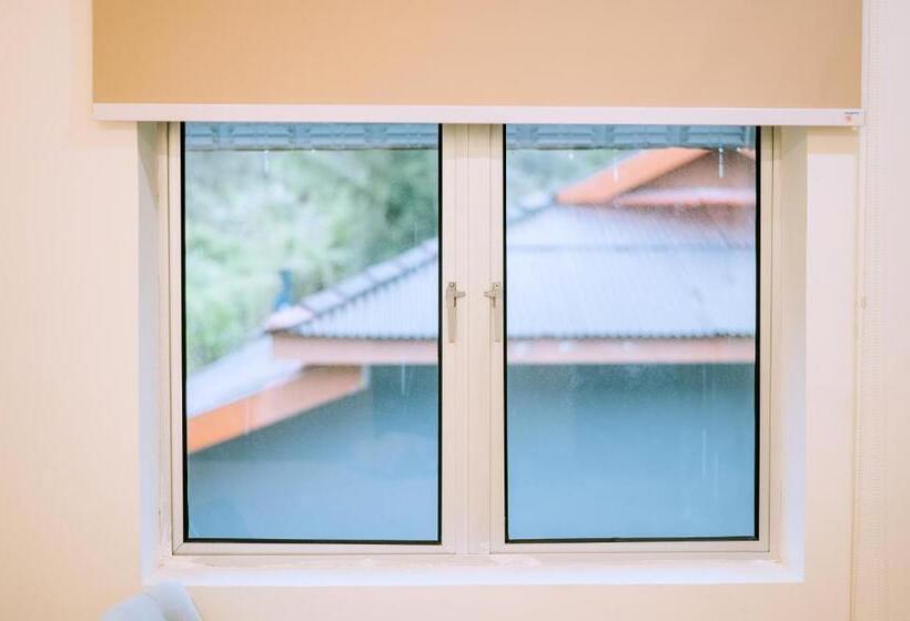 キングサイズベッドのスタンダードルーム, Chill Box Langkawi