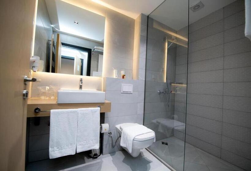 اتاق لوکس, City Inn