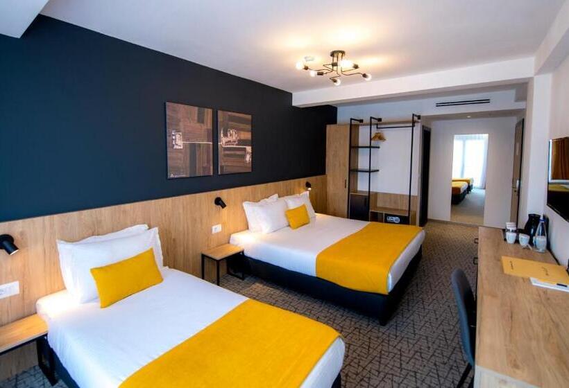 اتاق لوکس, City Inn