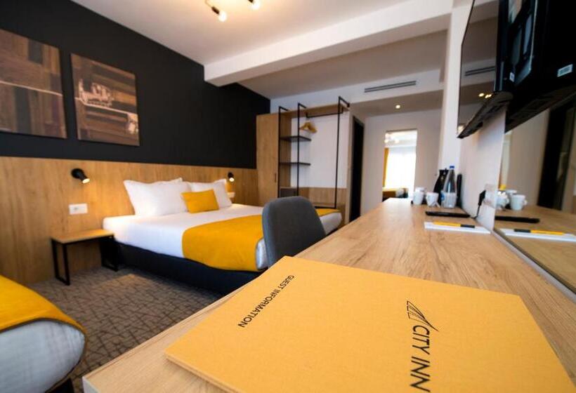 اتاق لوکس, City Inn