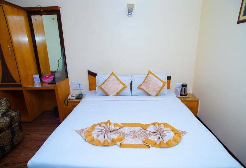 غرفة قياسية, Simran