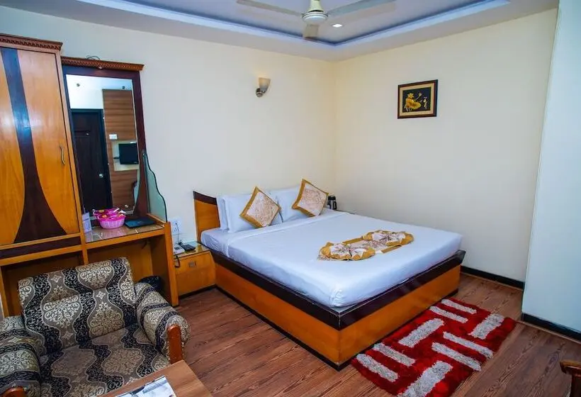 Standard Room, Simran