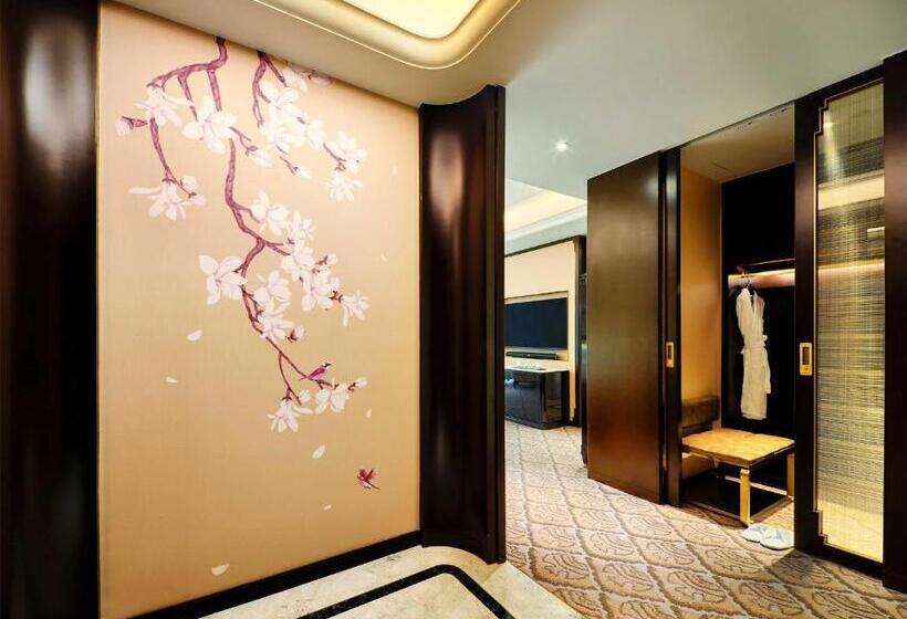 اتاق لوکس با تخت بزرگ, The Yun Hotel Foshan Nanhai