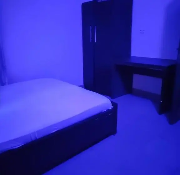 اتاق لوکس, Hollajobi Guest House