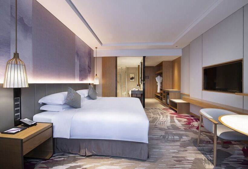 Номер Стандарт Двуспальная Кровать, Crowne Plaza Huzhou By Ihg