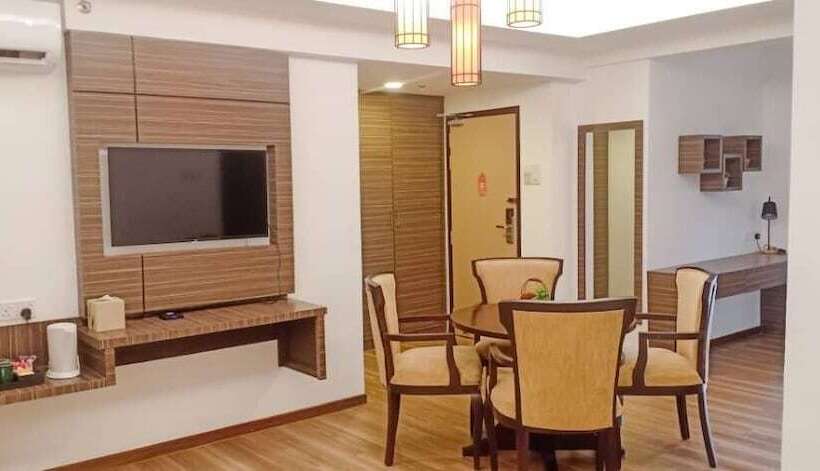 סוויטה אקזקיוטיב, De Greenish Village Langkawi