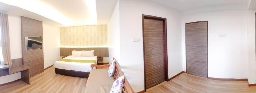 סוויטה אקזקיוטיב, De Greenish Village Langkawi