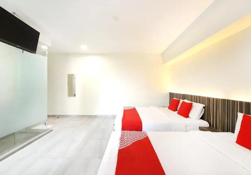デラックストリプルルーム, Oyo 718 Mr J Hotel Wakaf Che Yeh 1