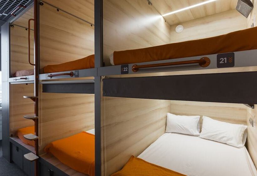 Capsule, Gettsleep Sheremetyevo Airport Terminal Aeroexpress Hostel