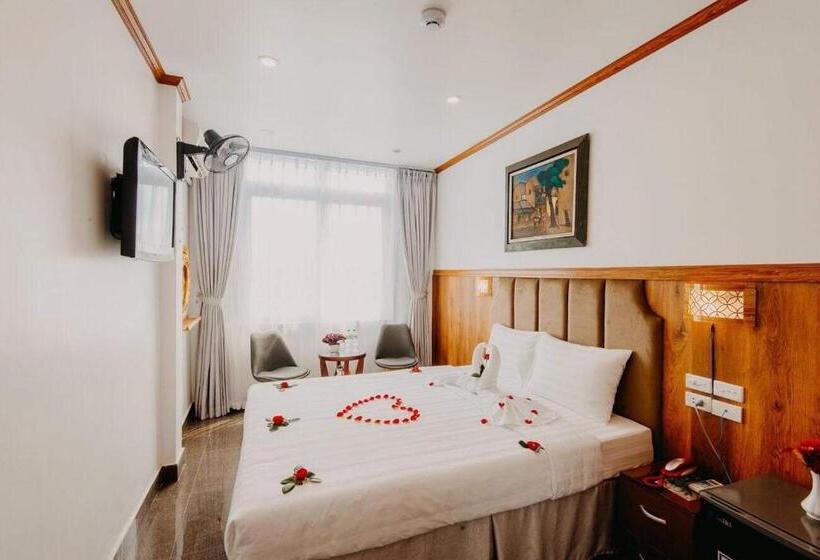 اتاق لوکس خانوادگی, Hanoi Asia