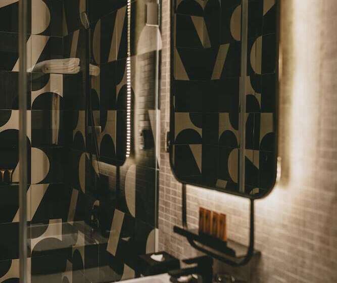 Люкс Deluxe 2 Спальни, Macalister Hotel Managed By The Ascott Limited